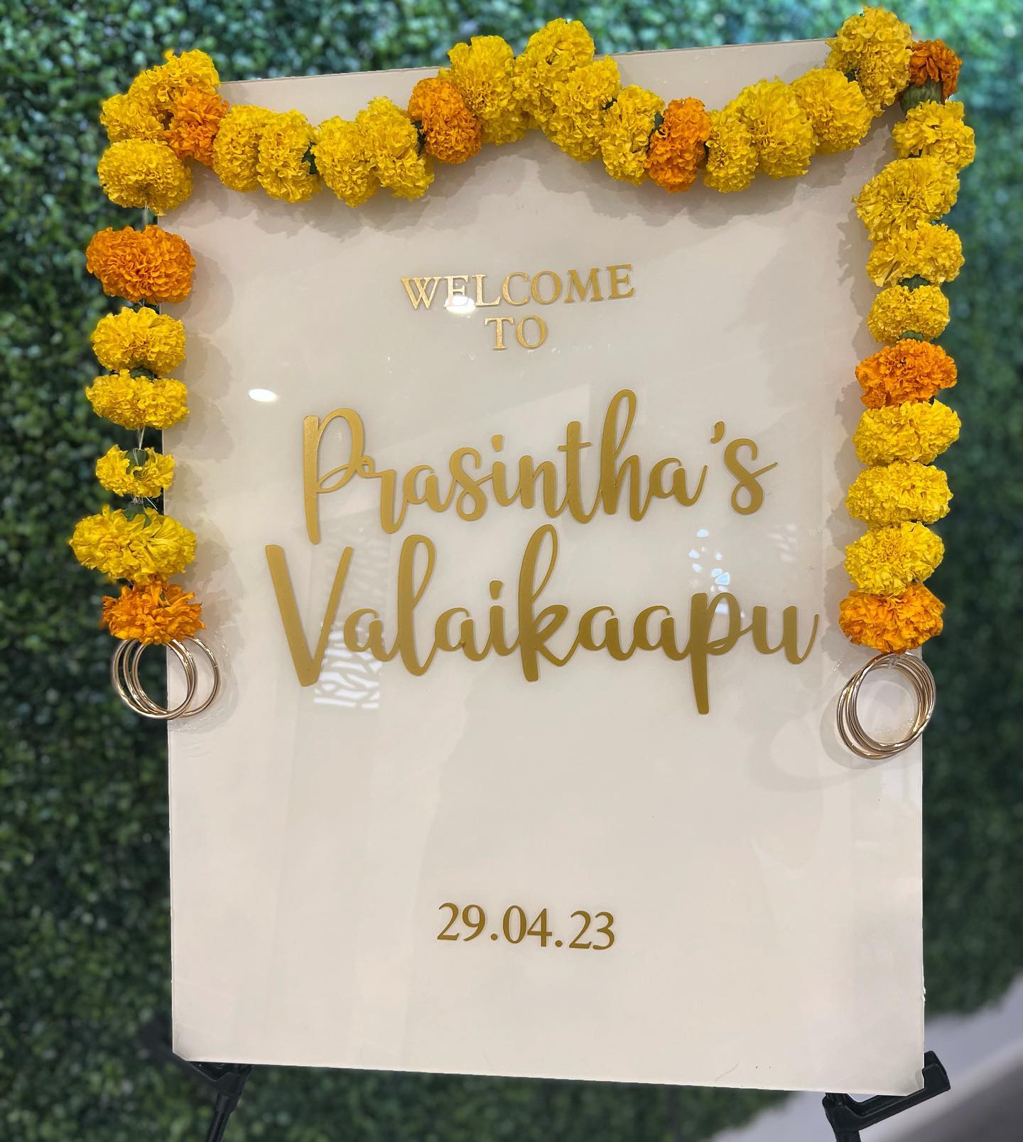 Valaikaapu Acrylic Sign - Sinthu